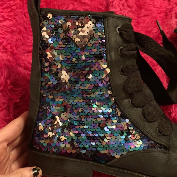 BUNDLE of Cute Glitter Sequin Zipper Boots and Glitter Shoes Size 3 Girls! π - Picture 4 of 16